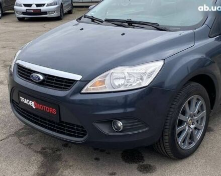 Форд Фокус, объемом двигателя 1.6 л и пробегом 330 тыс. км за 5890 $, фото 4 на Automoto.ua