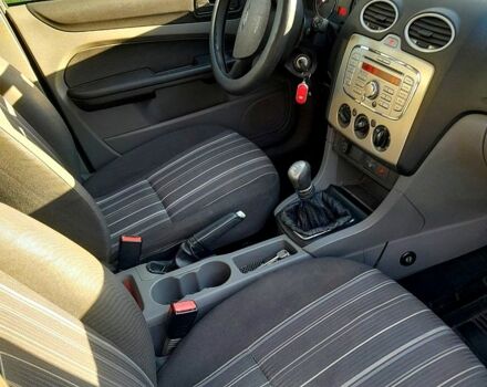 Форд Фокус, объемом двигателя 1.5 л и пробегом 277 тыс. км за 5200 $, фото 6 на Automoto.ua