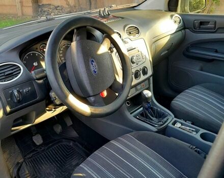 Форд Фокус, объемом двигателя 1.5 л и пробегом 277 тыс. км за 5200 $, фото 4 на Automoto.ua