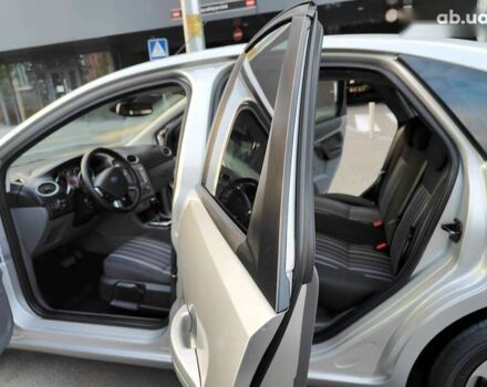 Форд Фокус, объемом двигателя 1.6 л и пробегом 188 тыс. км за 5490 $, фото 5 на Automoto.ua