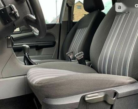 Форд Фокус, об'ємом двигуна 1.6 л та пробігом 308 тис. км за 5600 $, фото 9 на Automoto.ua