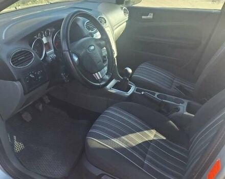 Форд Фокус, объемом двигателя 1.6 л и пробегом 242 тыс. км за 5900 $, фото 8 на Automoto.ua