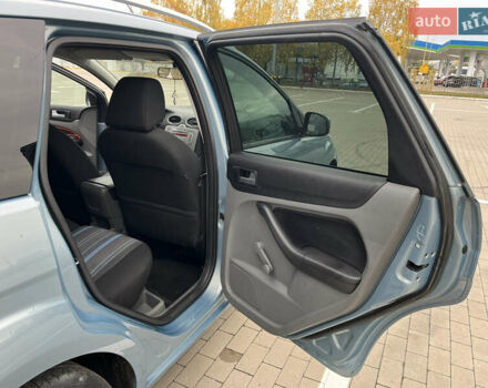 Форд Фокус, объемом двигателя 1.6 л и пробегом 210 тыс. км за 6100 $, фото 10 на Automoto.ua