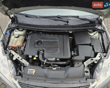 Форд Фокус, объемом двигателя 1.6 л и пробегом 259 тыс. км за 5450 $, фото 5 на Automoto.ua