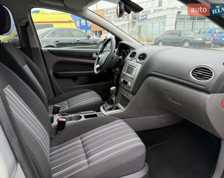 Форд Фокус, объемом двигателя 1.6 л и пробегом 169 тыс. км за 5799 $, фото 62 на Automoto.ua