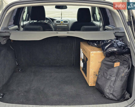 Форд Фокус, объемом двигателя 1.6 л и пробегом 259 тыс. км за 5450 $, фото 6 на Automoto.ua