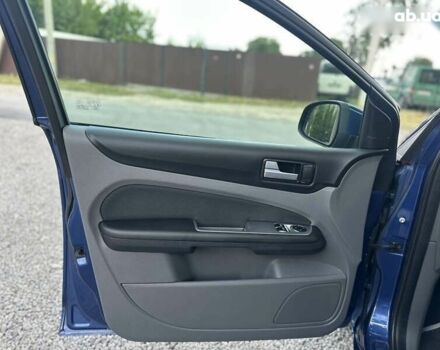 Форд Фокус, об'ємом двигуна 1.8 л та пробігом 171 тис. км за 6000 $, фото 18 на Automoto.ua
