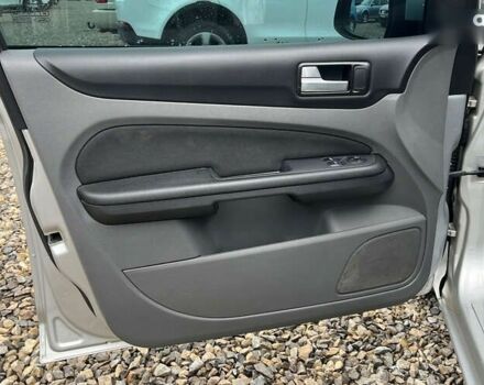 Форд Фокус 2009 у Коломые на Automoto.ua Форд Фокус, об'ємом двигуна 1.6 л та пробігом 257 тис. км за 5300 $, фото 7 на Automoto.ua