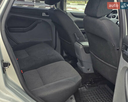 Форд Фокус, объемом двигателя 1.6 л и пробегом 259 тыс. км за 5450 $, фото 20 на Automoto.ua