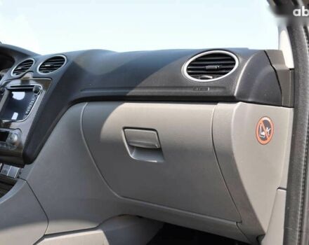 Форд Фокус, объемом двигателя 2 л и пробегом 186 тыс. км за 7200 $, фото 20 на Automoto.ua