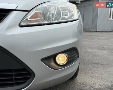 Форд Фокус, объемом двигателя 1.6 л и пробегом 169 тыс. км за 5799 $, фото 4 на Automoto.ua