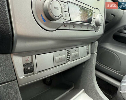 Форд Фокус, объемом двигателя 1.6 л и пробегом 169 тыс. км за 5799 $, фото 39 на Automoto.ua