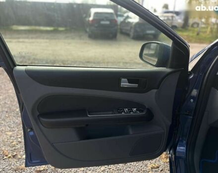 Форд Фокус, об'ємом двигуна 1.8 л та пробігом 228 тис. км за 6000 $, фото 22 на Automoto.ua