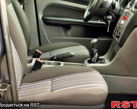 Форд Фокус, объемом двигателя 16 л и пробегом 169 тыс. км за 5900 $, фото 8 на Automoto.ua