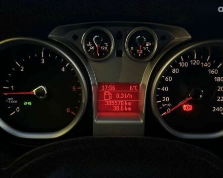Форд Фокус, объемом двигателя 1.6 л и пробегом 305 тыс. км за 5990 $, фото 13 на Automoto.ua