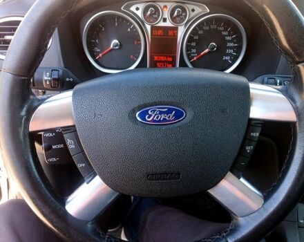 Форд Фокус, объемом двигателя 1.6 л и пробегом 303 тыс. км за 6300 $, фото 2 на Automoto.ua