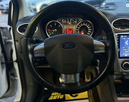 Форд Фокус, объемом двигателя 1.6 л и пробегом 305 тыс. км за 5990 $, фото 14 на Automoto.ua