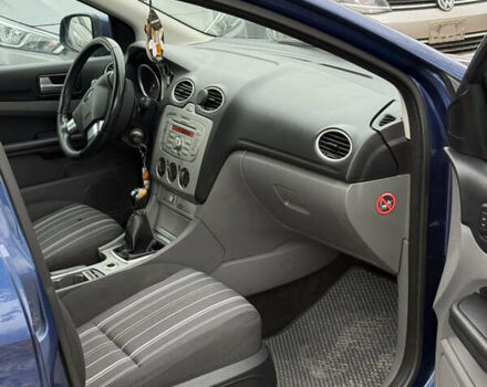 Форд Фокус, объемом двигателя 1.6 л и пробегом 220 тыс. км за 5300 $, фото 4 на Automoto.ua