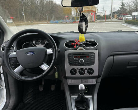 Форд Фокус, объемом двигателя 1.8 л и пробегом 230 тыс. км за 5400 $, фото 5 на Automoto.ua