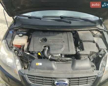 Форд Фокус, объемом двигателя 1.6 л и пробегом 292 тыс. км за 5900 $, фото 4 на Automoto.ua