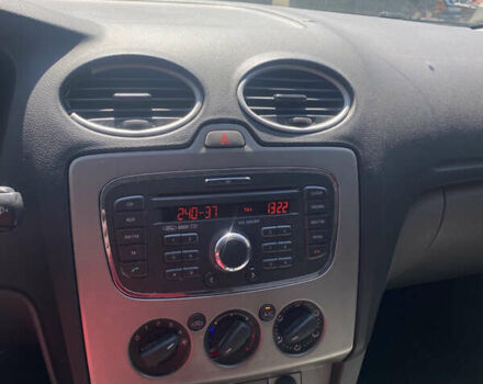 Форд Фокус, объемом двигателя 1.6 л и пробегом 275 тыс. км за 5300 $, фото 6 на Automoto.ua