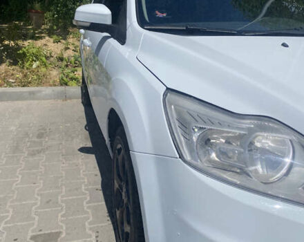 Форд Фокус, объемом двигателя 1.6 л и пробегом 275 тыс. км за 5300 $, фото 14 на Automoto.ua