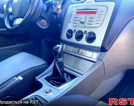 Форд Фокус, объемом двигателя 1.6 л и пробегом 211 тыс. км за 6100 $, фото 6 на Automoto.ua