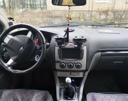 Форд Фокус, объемом двигателя 1.56 л и пробегом 222 тыс. км за 5100 $, фото 5 на Automoto.ua