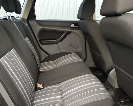 Форд Фокус, объемом двигателя 1.6 л и пробегом 212 тыс. км за 6000 $, фото 9 на Automoto.ua