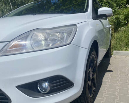 Форд Фокус, объемом двигателя 1.6 л и пробегом 275 тыс. км за 5300 $, фото 13 на Automoto.ua