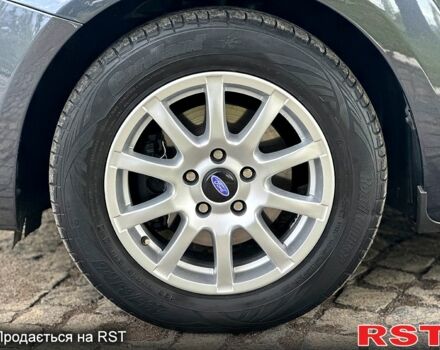 Форд Фокус, объемом двигателя 1.6 л и пробегом 184 тыс. км за 6300 $, фото 6 на Automoto.ua