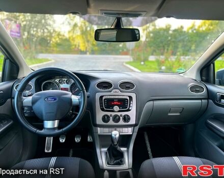 Форд Фокус, объемом двигателя 1.6 л и пробегом 184 тыс. км за 6300 $, фото 4 на Automoto.ua