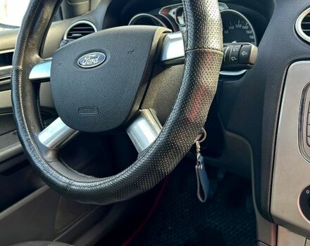 Форд Фокус, объемом двигателя 1.8 л и пробегом 187 тыс. км за 6000 $, фото 4 на Automoto.ua