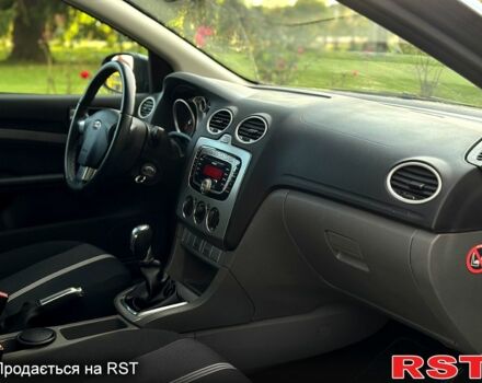 Форд Фокус, объемом двигателя 1.6 л и пробегом 184 тыс. км за 6300 $, фото 5 на Automoto.ua