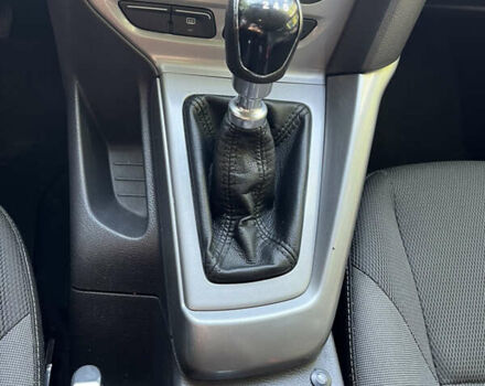 Форд Фокус, объемом двигателя 1.6 л и пробегом 242 тыс. км за 6299 $, фото 13 на Automoto.ua
