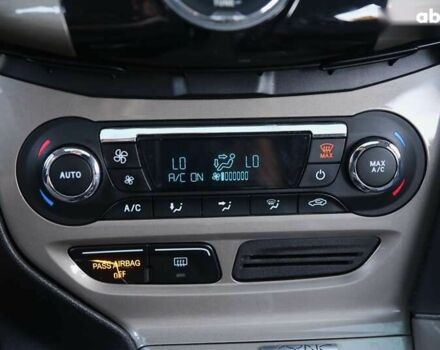 Форд Фокус, объемом двигателя 2 л и пробегом 180 тыс. км за 7500 $, фото 19 на Automoto.ua