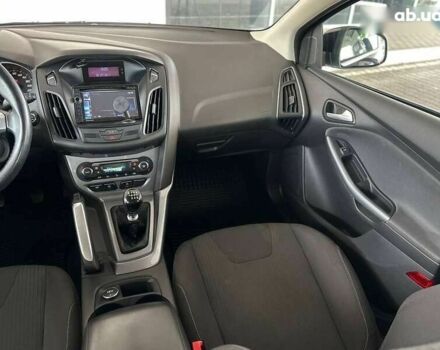 Форд Фокус, объемом двигателя 1.6 л и пробегом 236 тыс. км за 7350 $, фото 27 на Automoto.ua