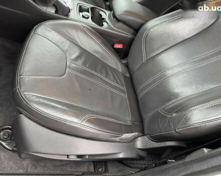 Форд Фокус, объемом двигателя 2 л и пробегом 215 тыс. км за 8990 $, фото 14 на Automoto.ua