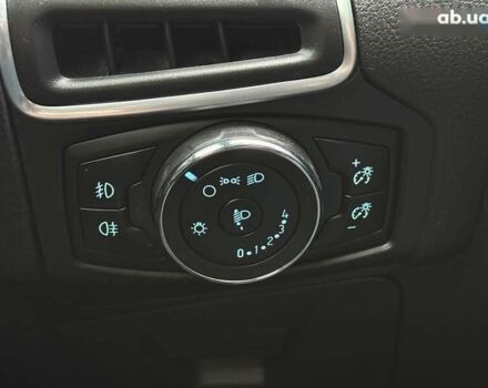 Форд Фокус, объемом двигателя 1 л и пробегом 243 тыс. км за 5300 $, фото 21 на Automoto.ua