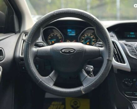 Форд Фокус, объемом двигателя 2 л и пробегом 230 тыс. км за 6999 $, фото 16 на Automoto.ua