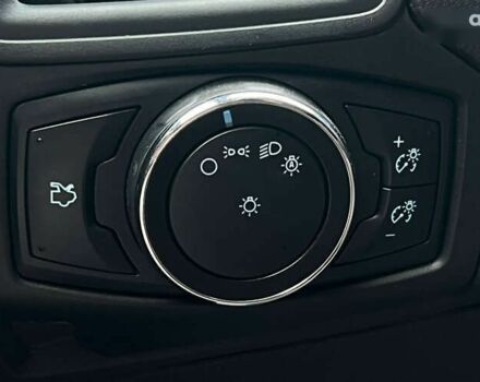 Форд Фокус, объемом двигателя 2 л и пробегом 163 тыс. км за 7300 $, фото 16 на Automoto.ua