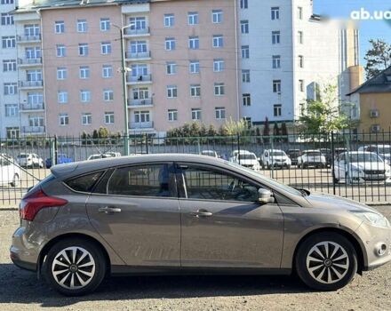 Форд Фокус, об'ємом двигуна 1 л та пробігом 205 тис. км за 6500 $, фото 3 на Automoto.ua