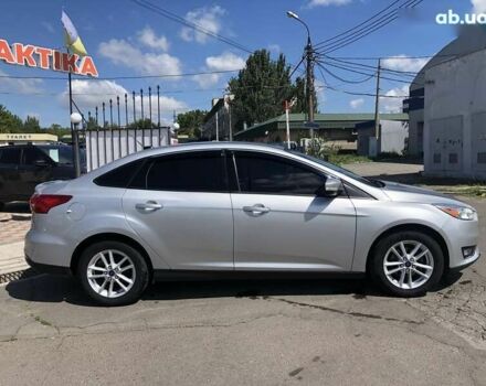 Форд Фокус, объемом двигателя 2 л и пробегом 137 тыс. км за 8599 $, фото 7 на Automoto.ua