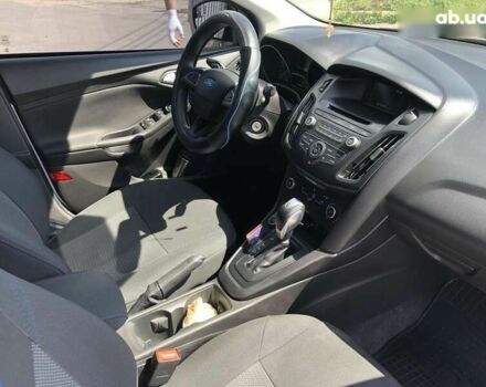 Форд Фокус, объемом двигателя 2 л и пробегом 137 тыс. км за 8599 $, фото 16 на Automoto.ua
