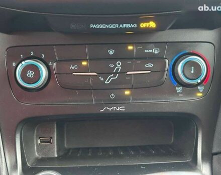 Форд Фокус, объемом двигателя 2 л и пробегом 126 тыс. км за 7700 $, фото 22 на Automoto.ua