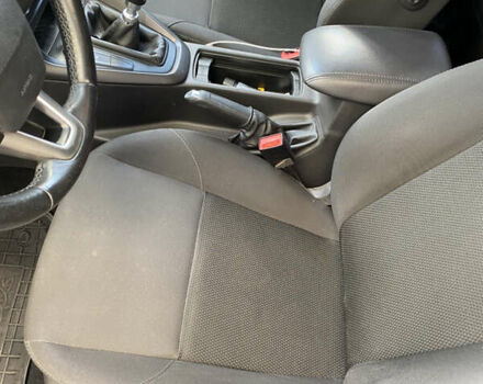 Форд Фокус, объемом двигателя 1.5 л и пробегом 269 тыс. км за 9700 $, фото 9 на Automoto.ua