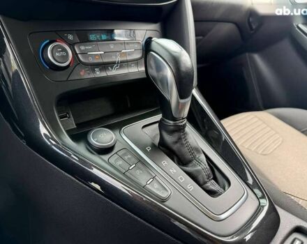 Форд Фокус, объемом двигателя 2 л и пробегом 231 тыс. км за 10300 $, фото 28 на Automoto.ua