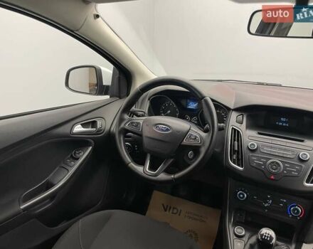 Форд Фокус, объемом двигателя 1 л и пробегом 157 тыс. км за 7066 $, фото 10 на Automoto.ua