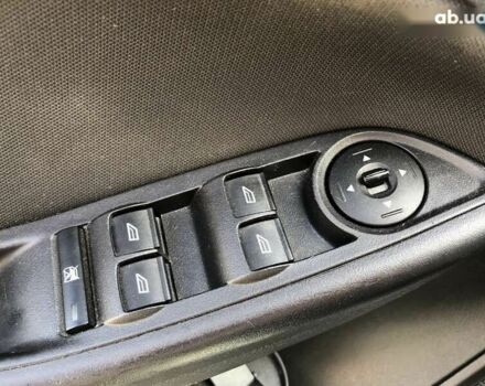 Форд Фокус, объемом двигателя 2 л и пробегом 137 тыс. км за 8599 $, фото 22 на Automoto.ua