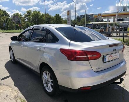 Форд Фокус, объемом двигателя 2 л и пробегом 137 тыс. км за 8599 $, фото 6 на Automoto.ua